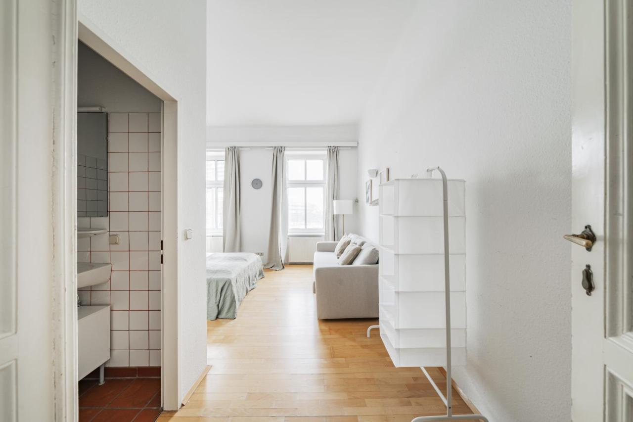 Stylisch In Vienna's 18th District Appartamento *